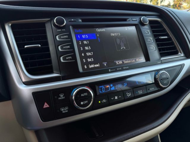 2016 Toyota Highlander LE Plus V6 Houston TX