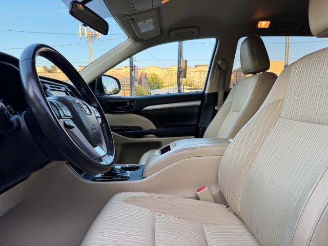 2016 Toyota Highlander LE Plus V6 Houston TX