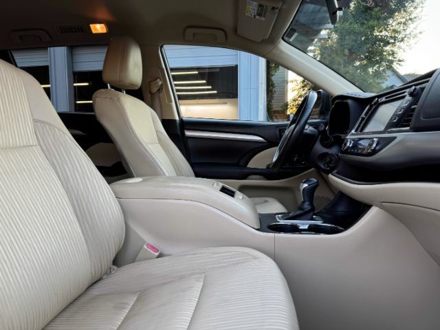 2016 Toyota Highlander LE Plus V6 Houston TX