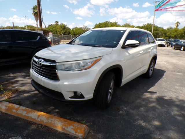 2016 Toyota Highlander LE Plus V6 San Antonio TX