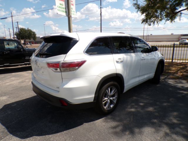 2016 Toyota Highlander LE Plus V6 San Antonio TX