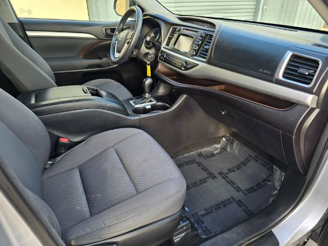 2016 Toyota Highlander LE San Antonio TX