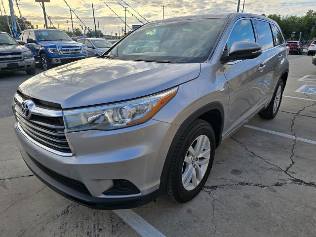 2016 Toyota Highlander LE San Antonio TX