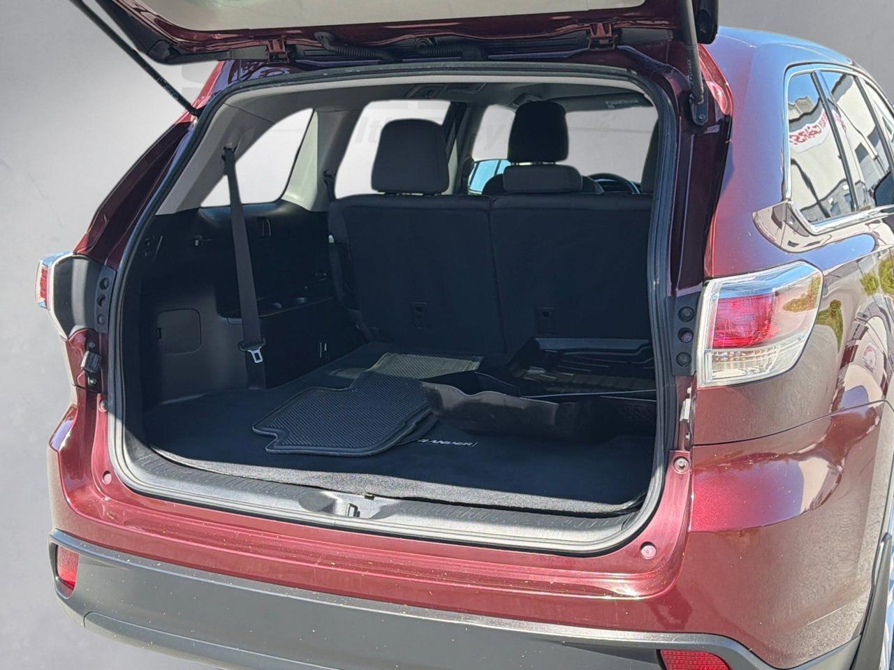 2016 Toyota Highlander LE V6 Hagerstown MD