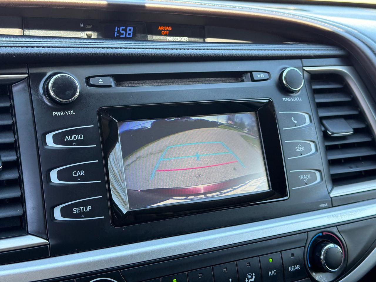 2016 Toyota Highlander LE V6 Hagerstown MD