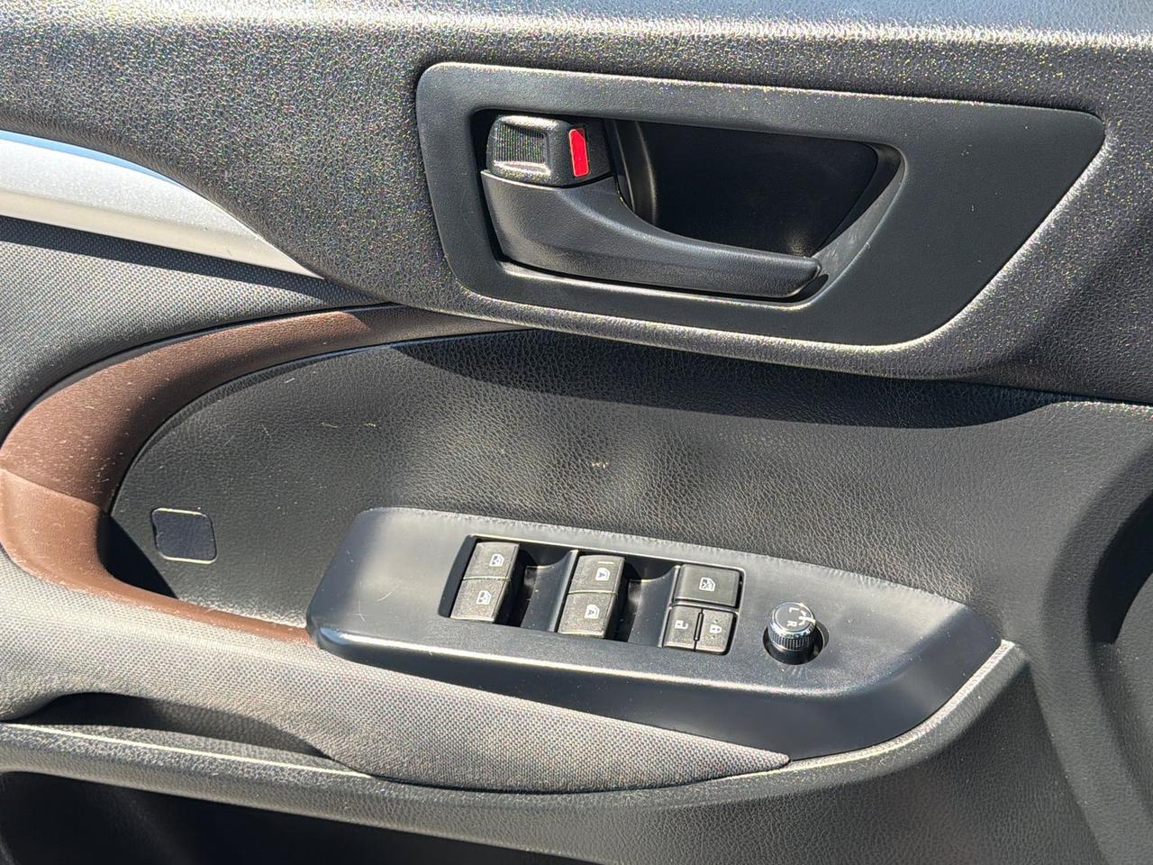 2016 Toyota Highlander LE V6 Hagerstown MD