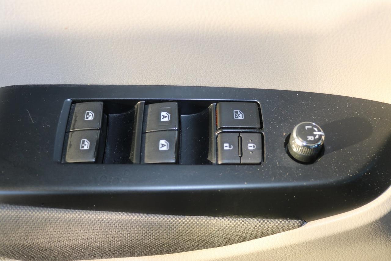 2016 Toyota Highlander LE V6 Fredericksburg VA