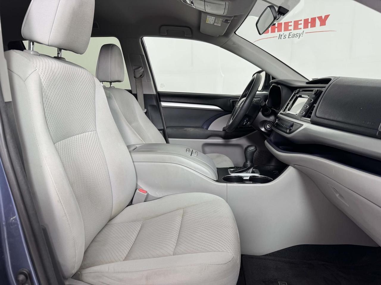 2016 Toyota Highlander LE V6 Fredericksburg VA