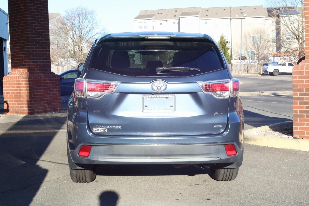 2016 Toyota Highlander LE V6 Fredericksburg VA