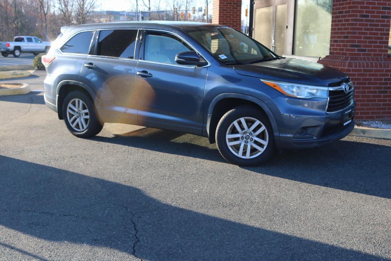 2016 Toyota Highlander LE V6