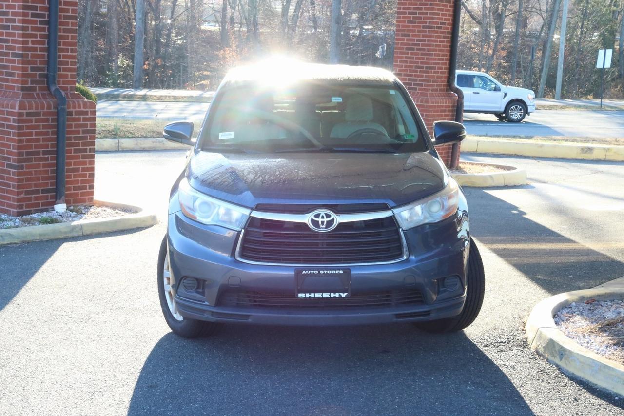 2016 Toyota Highlander LE V6 Fredericksburg VA