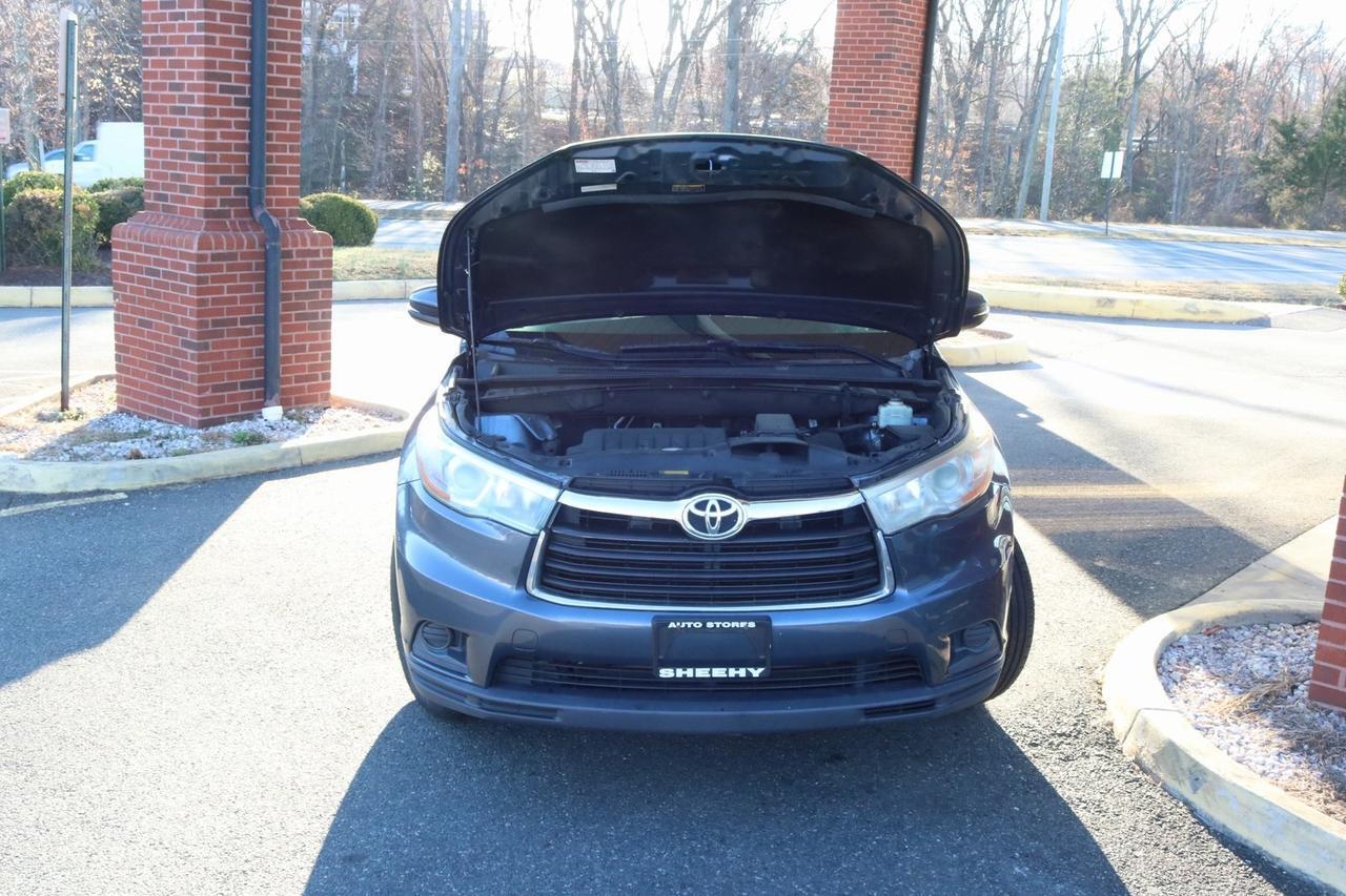 2016 Toyota Highlander LE V6 Fredericksburg VA