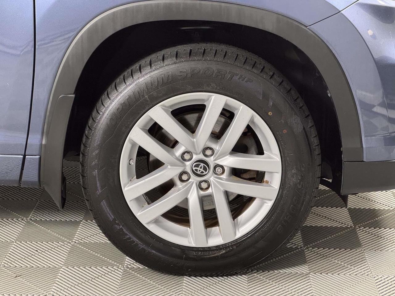 2016 Toyota Highlander LE V6 Fredericksburg VA