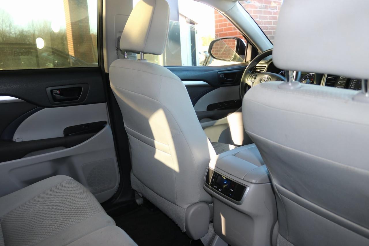 2016 Toyota Highlander LE V6 Fredericksburg VA
