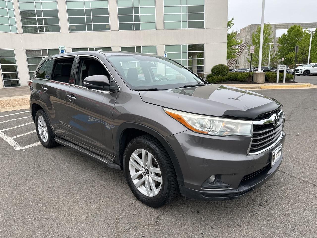 2016 Toyota Highlander LE