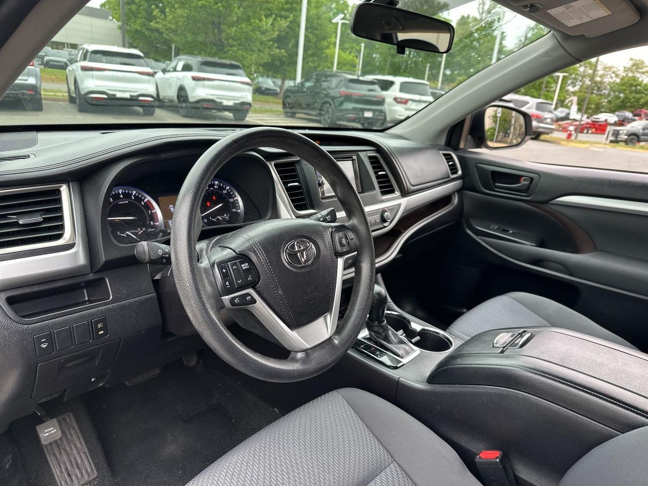 2016 Toyota Highlander LE Chantilly VA