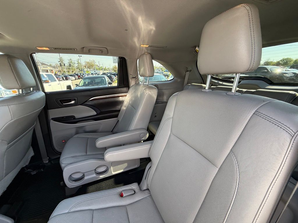 2016 Toyota Highlander Limited Crestwood KY