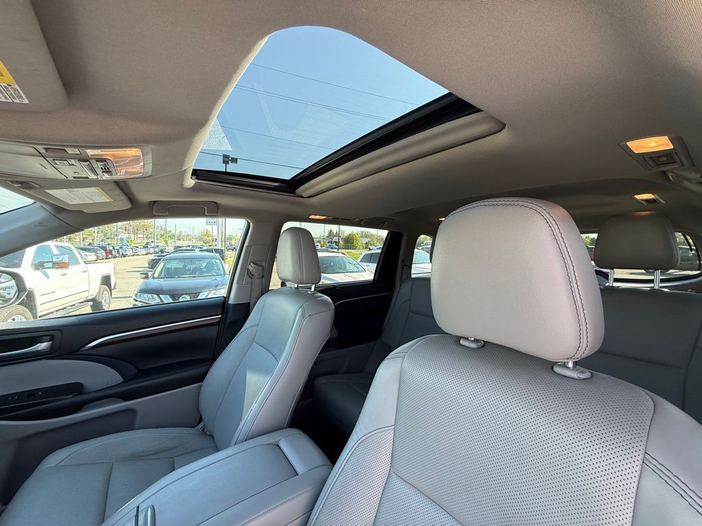 2016 Toyota Highlander Limited Crestwood KY