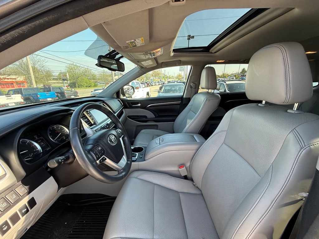 2016 Toyota Highlander Limited Crestwood KY