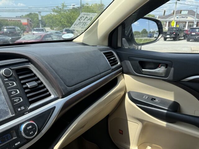 2016 Toyota Highlander Limited Crestwood KY