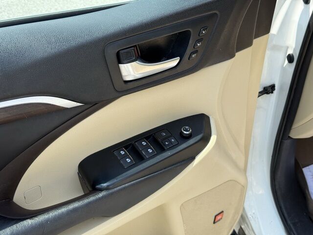 2016 Toyota Highlander Limited Crestwood KY