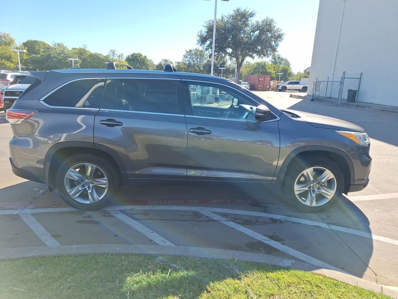 2016 Toyota Highlander Limited Hurst TX