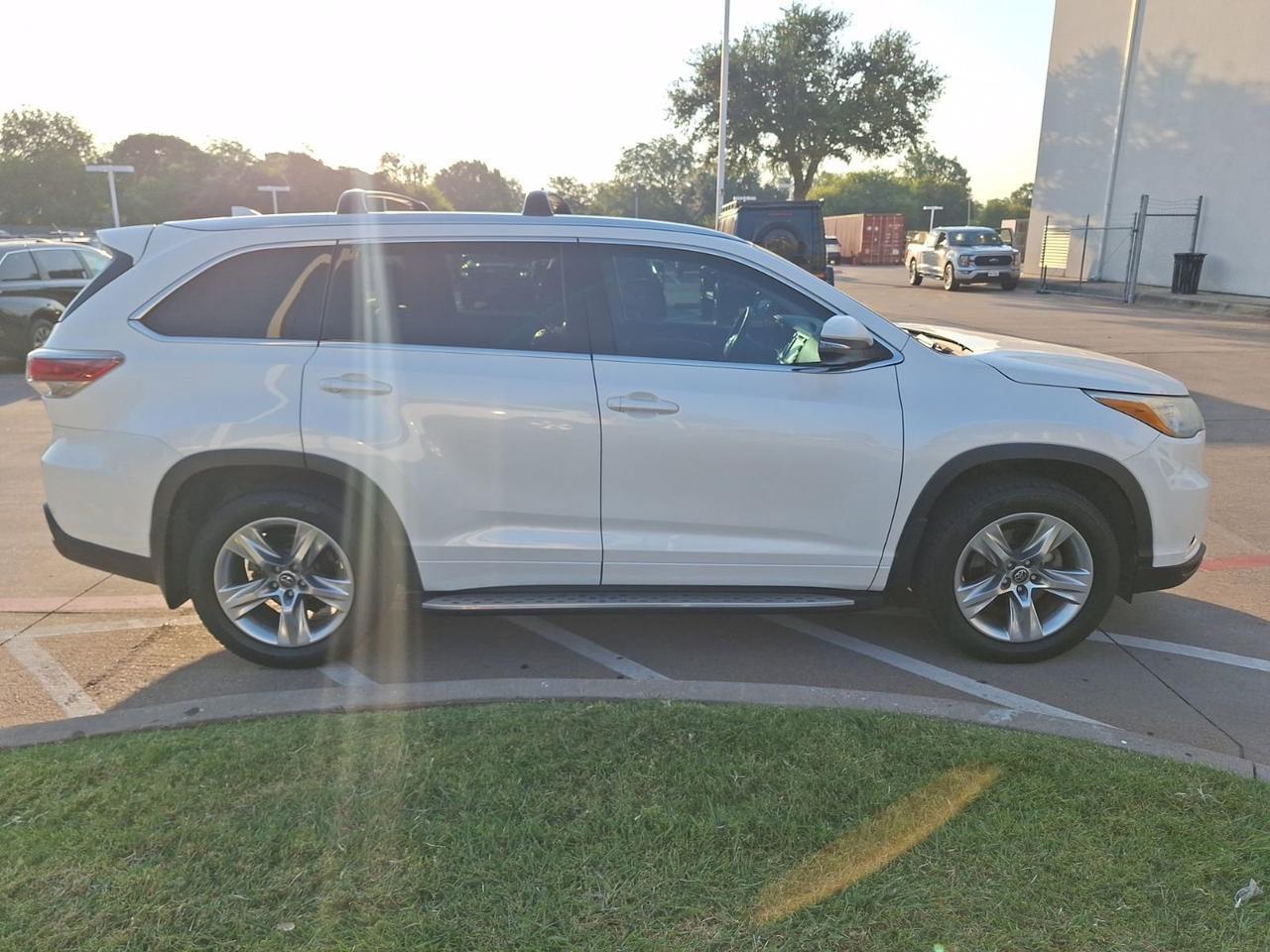 2016 Toyota Highlander Limited Hurst TX