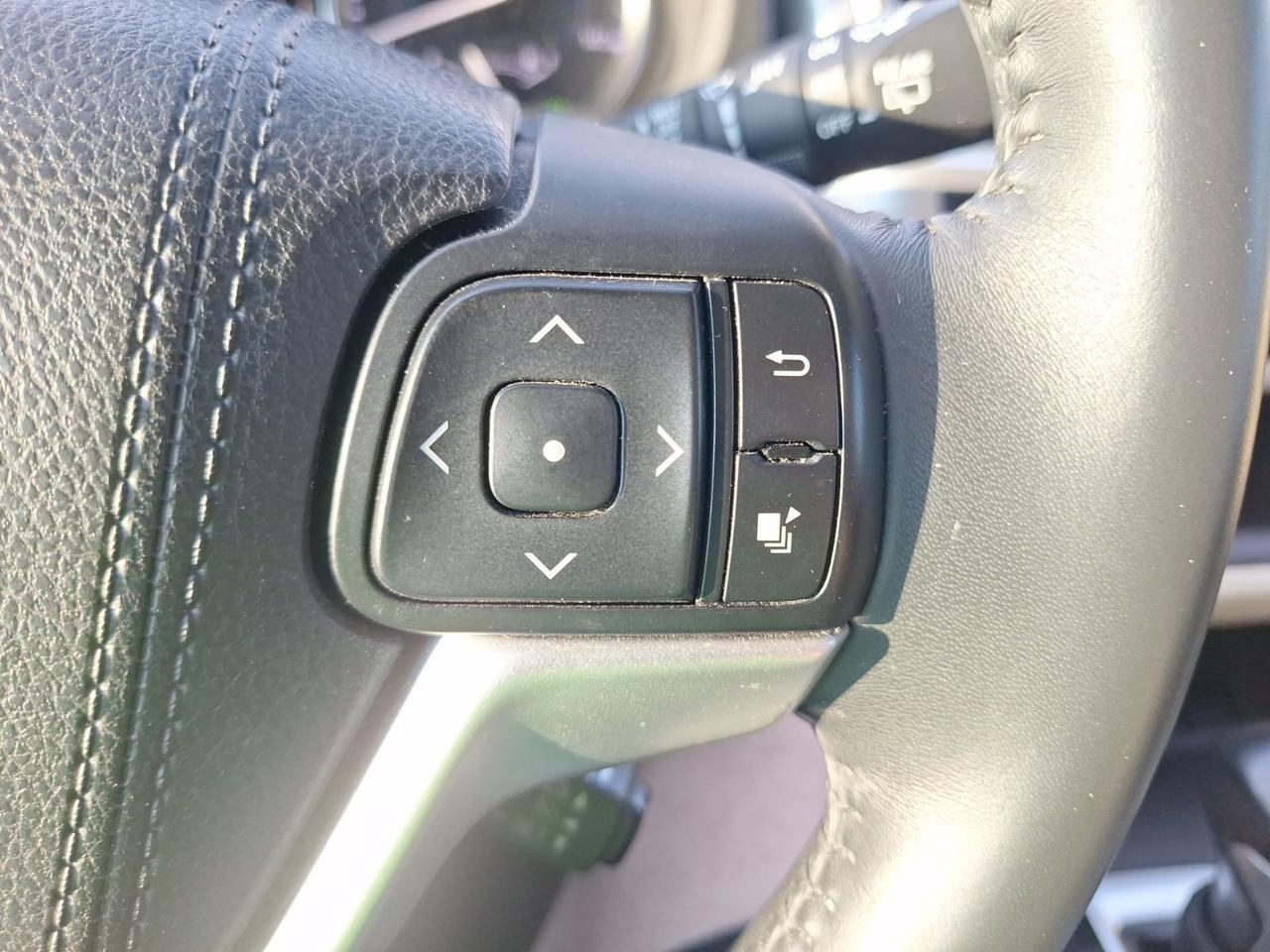 2016 Toyota Highlander Limited Hurst TX