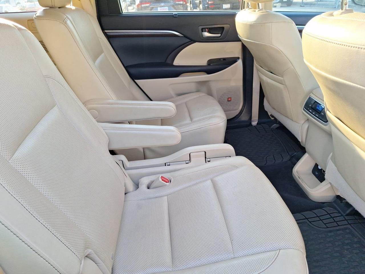 2016 Toyota Highlander Limited Hurst TX