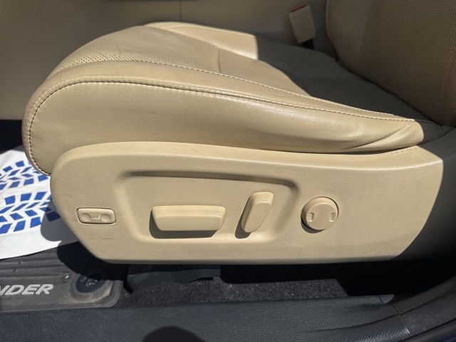2016 Toyota Highlander Limited Platinum V6 Random Lake WI