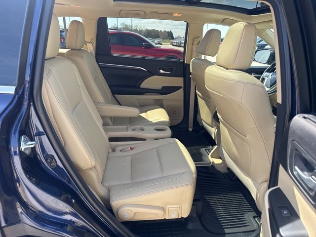2016 Toyota Highlander Limited Platinum V6 Random Lake WI