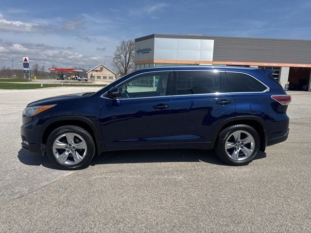 2016 Toyota Highlander Limited Platinum V6 Random Lake WI