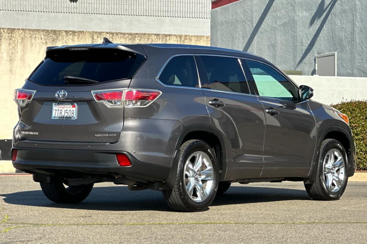 2016 Toyota Highlander Limited