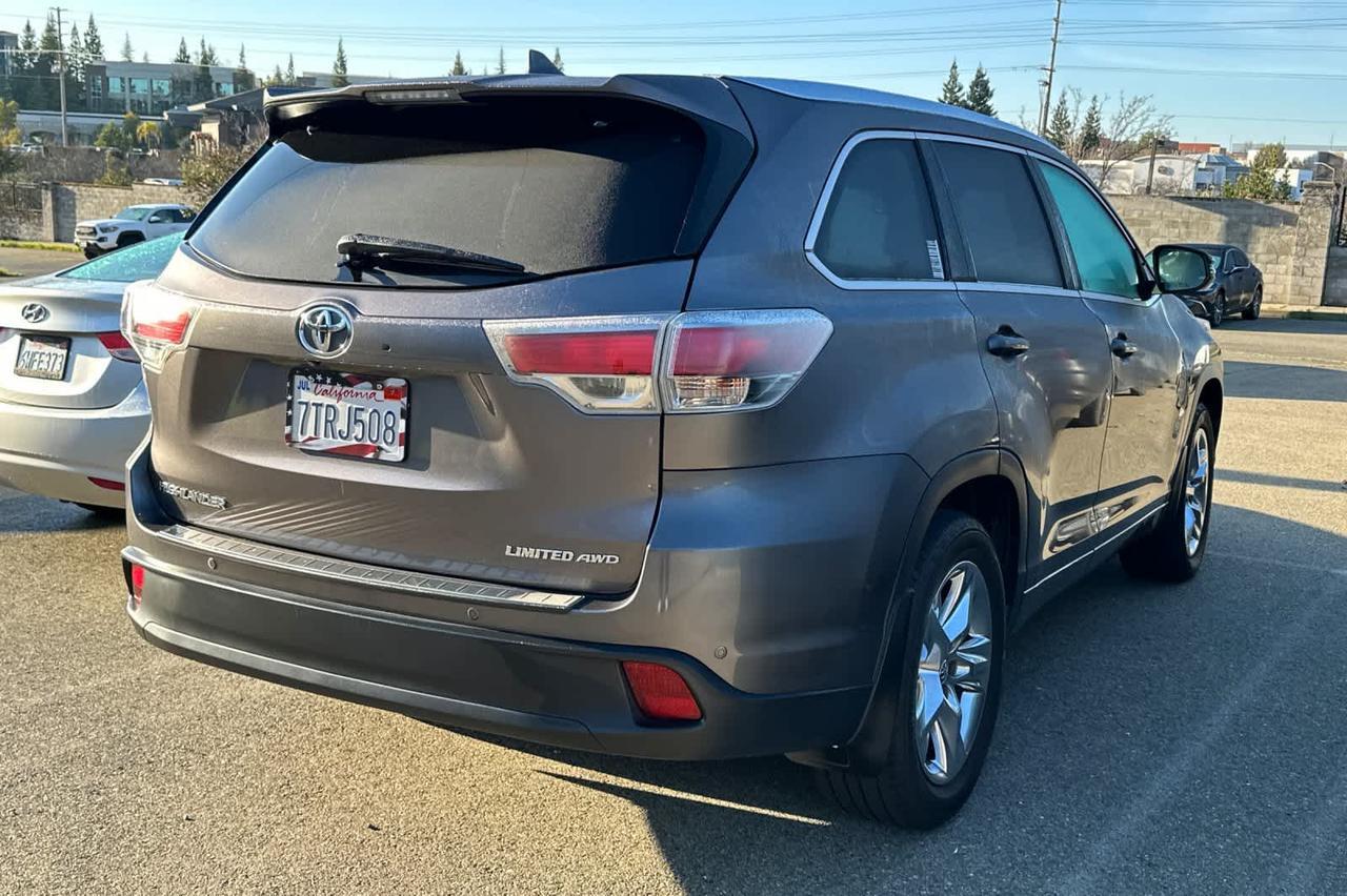 2016 Toyota Highlander Limited