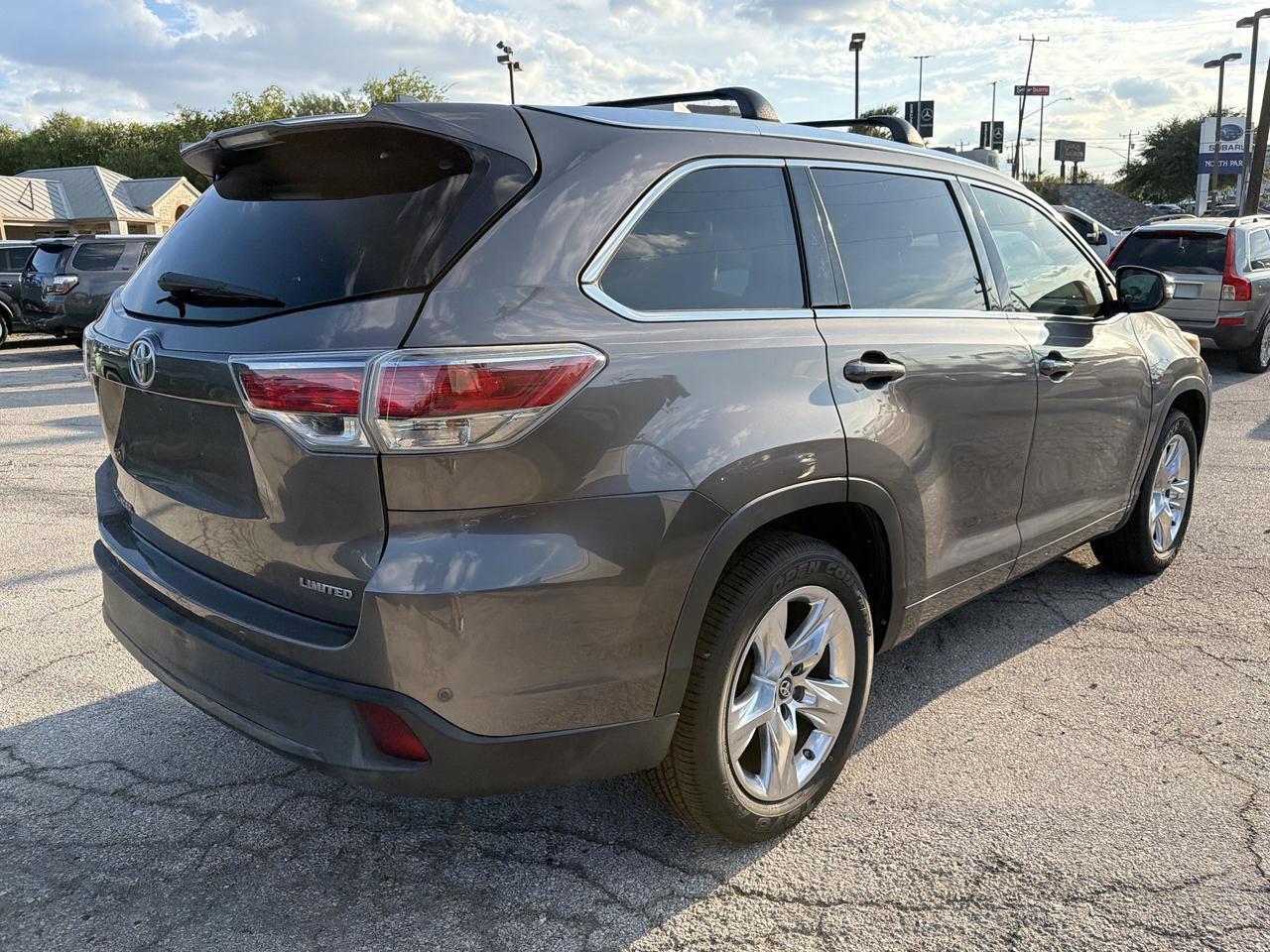 2016 Toyota Highlander Limited