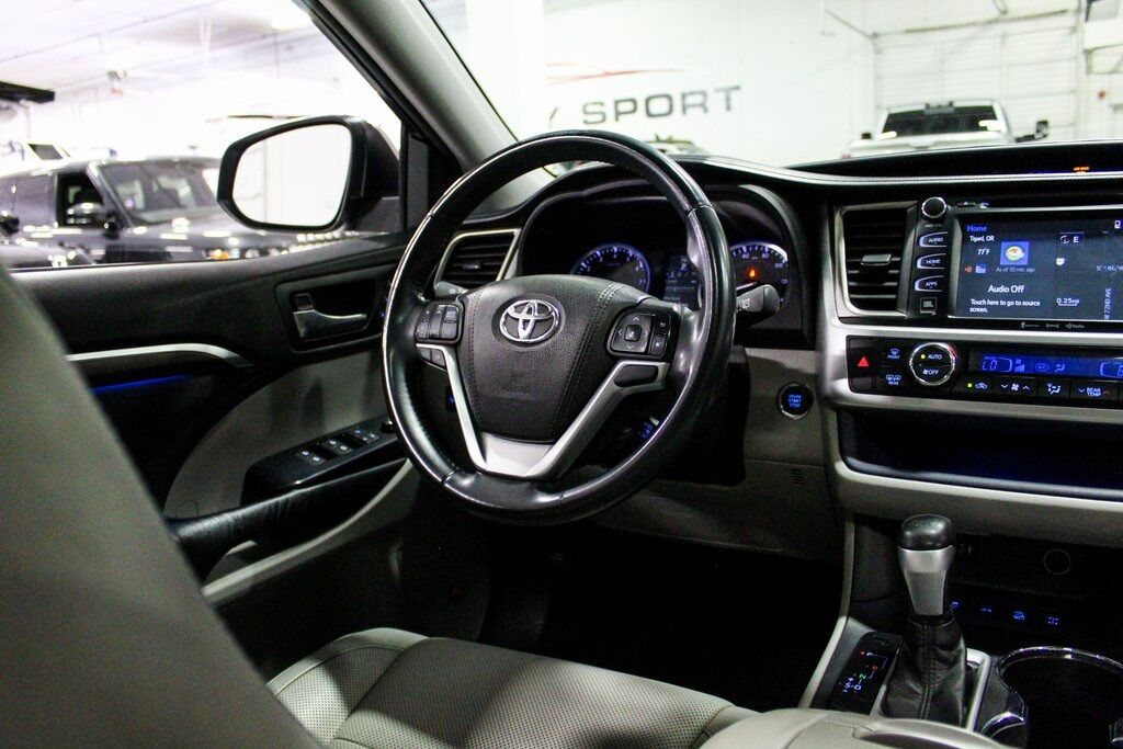 2016 Toyota Highlander Limited Tigard OR