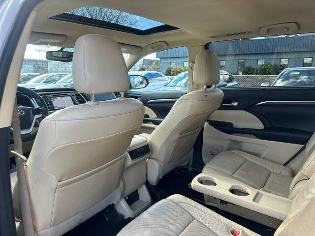 2016 Toyota Highlander Limited Worcester MA 2016 Toyota Highlander Limited Worcester MA