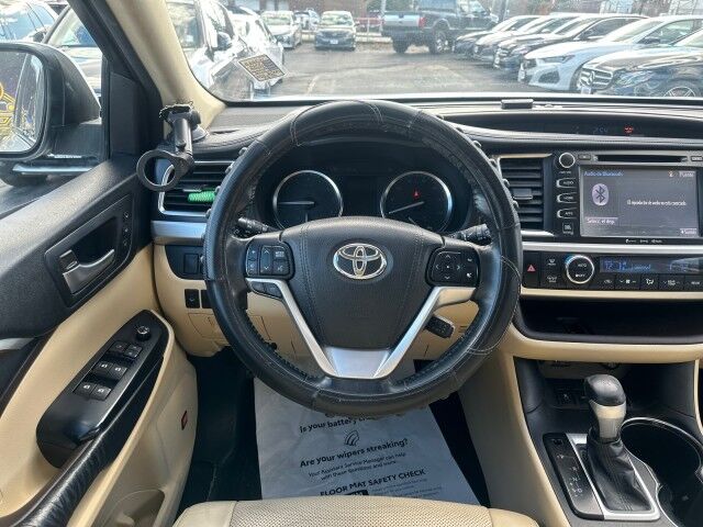 2016 Toyota Highlander Limited Worcester MA 2016 Toyota Highlander Limited Worcester MA