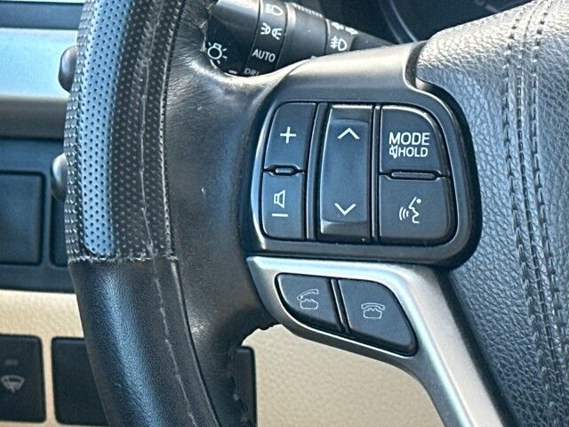 2016 Toyota Highlander Limited Worcester MA 2016 Toyota Highlander Limited Worcester MA