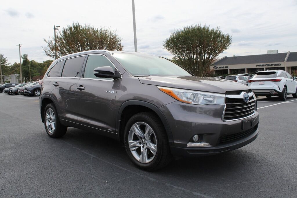 2016 Toyota Highlander