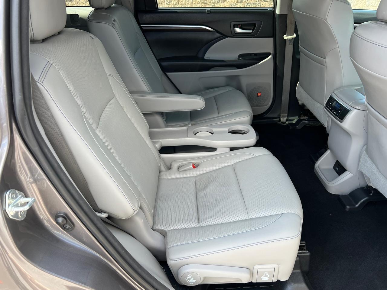 2016 Toyota Highlander Limited Hagerstown MD