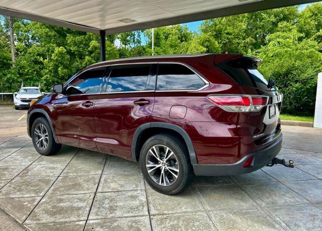 2016 Toyota Highlander XLE FWD V6 153,427 mi.