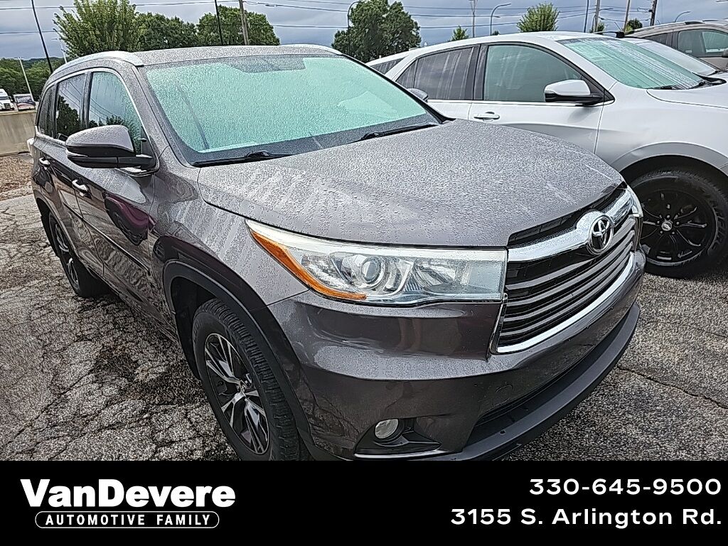 2016 Toyota Highlander XLE V6 Akron OH