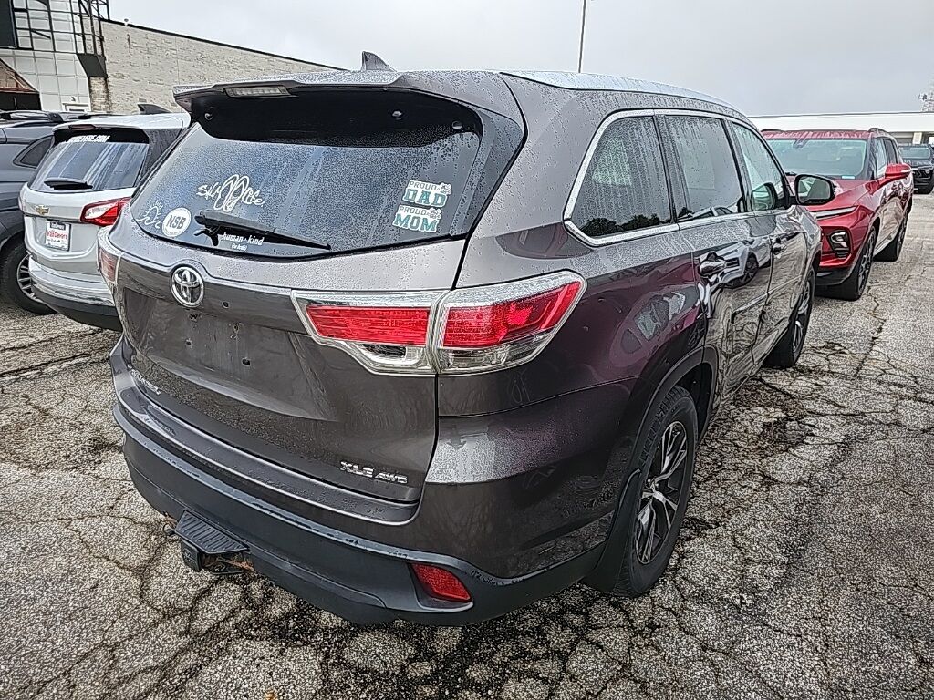 2016 Toyota Highlander XLE V6 Akron OH