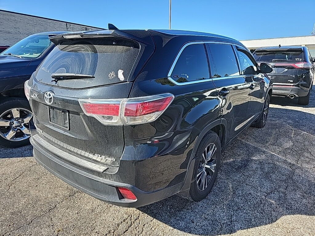 2016 Toyota Highlander XLE V6 Akron OH