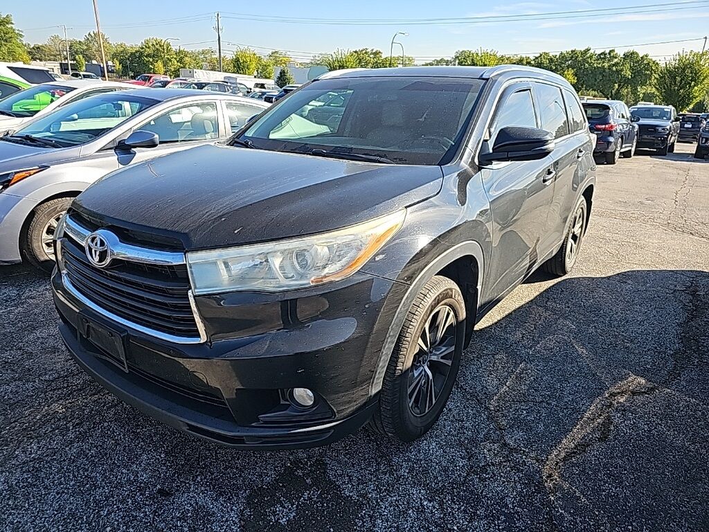 2016 Toyota Highlander XLE V6 Akron OH