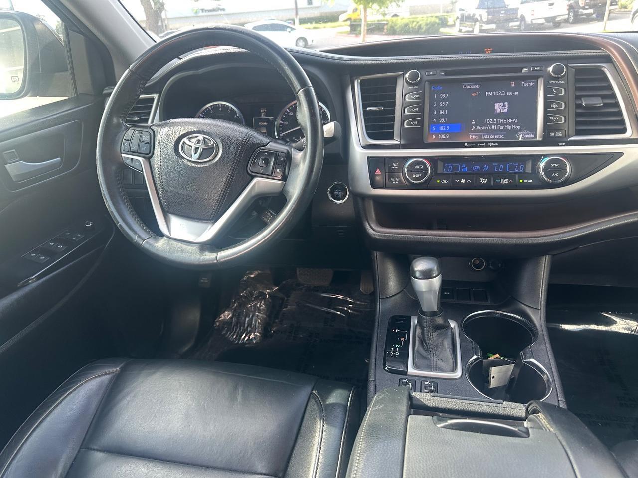 2016 Toyota Highlander XLE V6 Austin TX