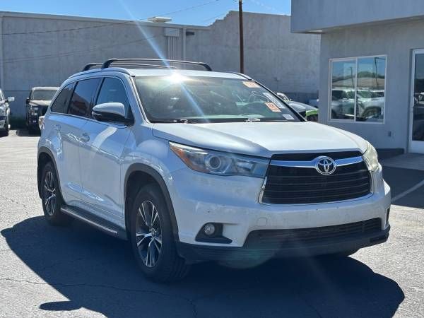 2016 Toyota Highlander XLE V6