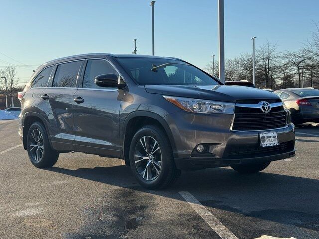 2016 Toyota Highlander