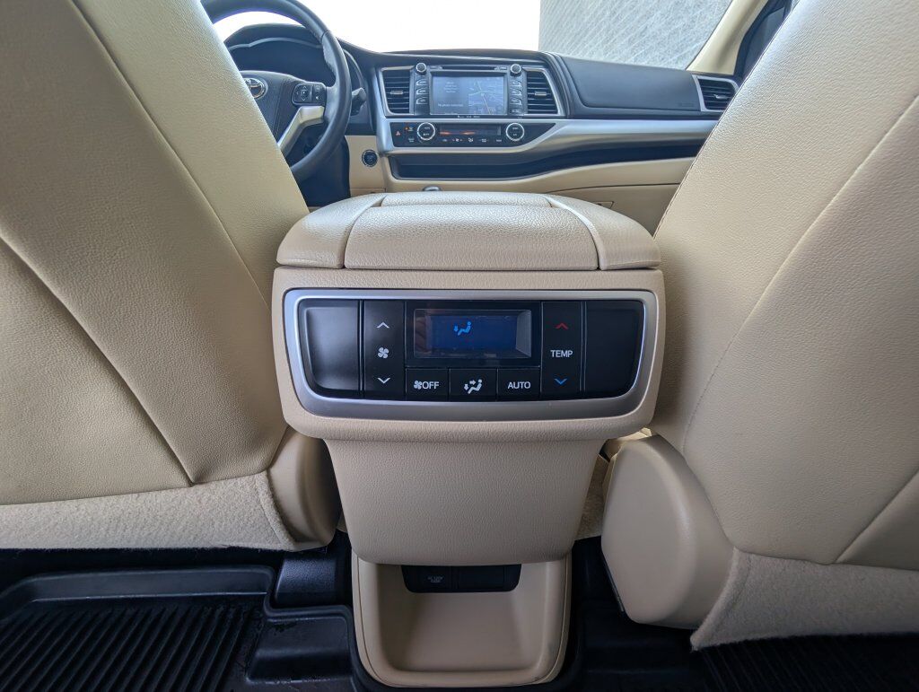 2016 Toyota Highlander XLE V6 Cockeysville MD